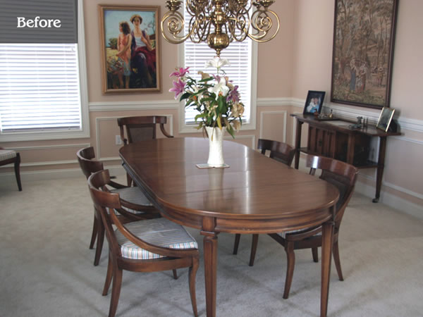 Table extenders on both ends for a rectangular table Table extenders on both ends for a rectangular table